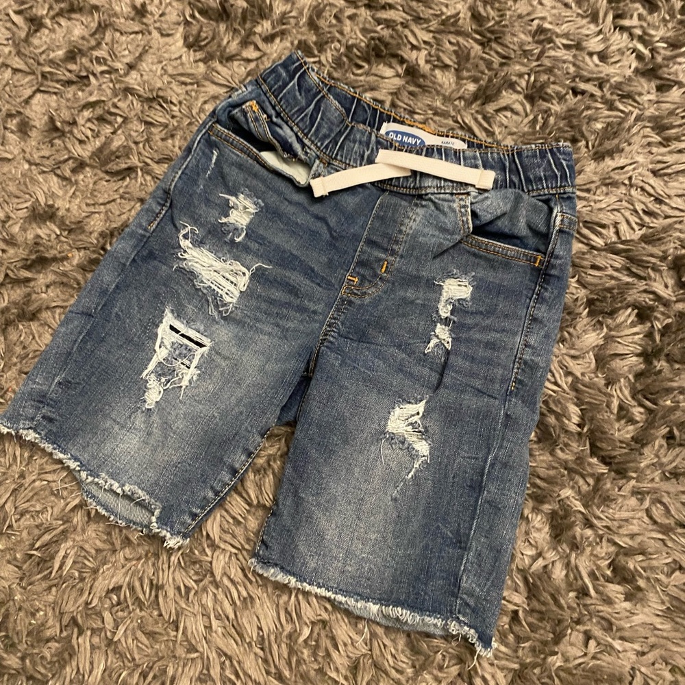 Old Navy Karate Slim Fit Shorts